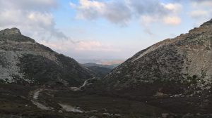 Hiking ELaiolithos – Marble Quarries -Tsikalario – Apano Kastro (“Upper Castle”) – Chalkio