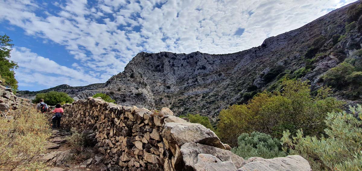 THINGS TO DO IN NAXOS HIKING EXPERIENCES