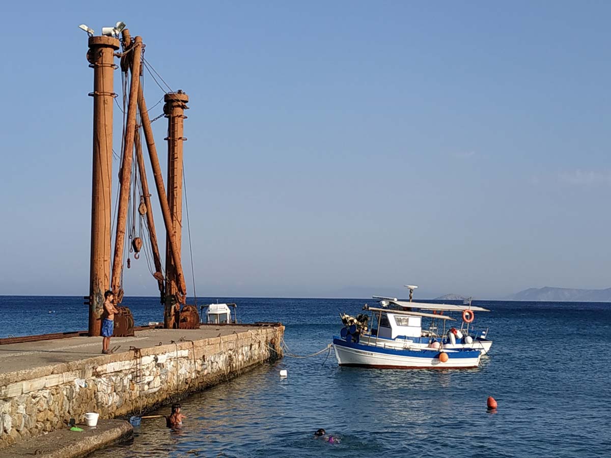 Moutsouna Naxos Beach