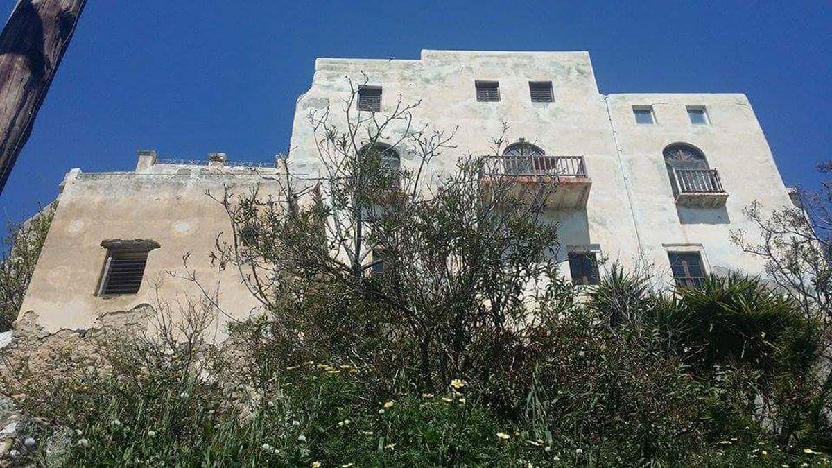 naxos town chora monuments