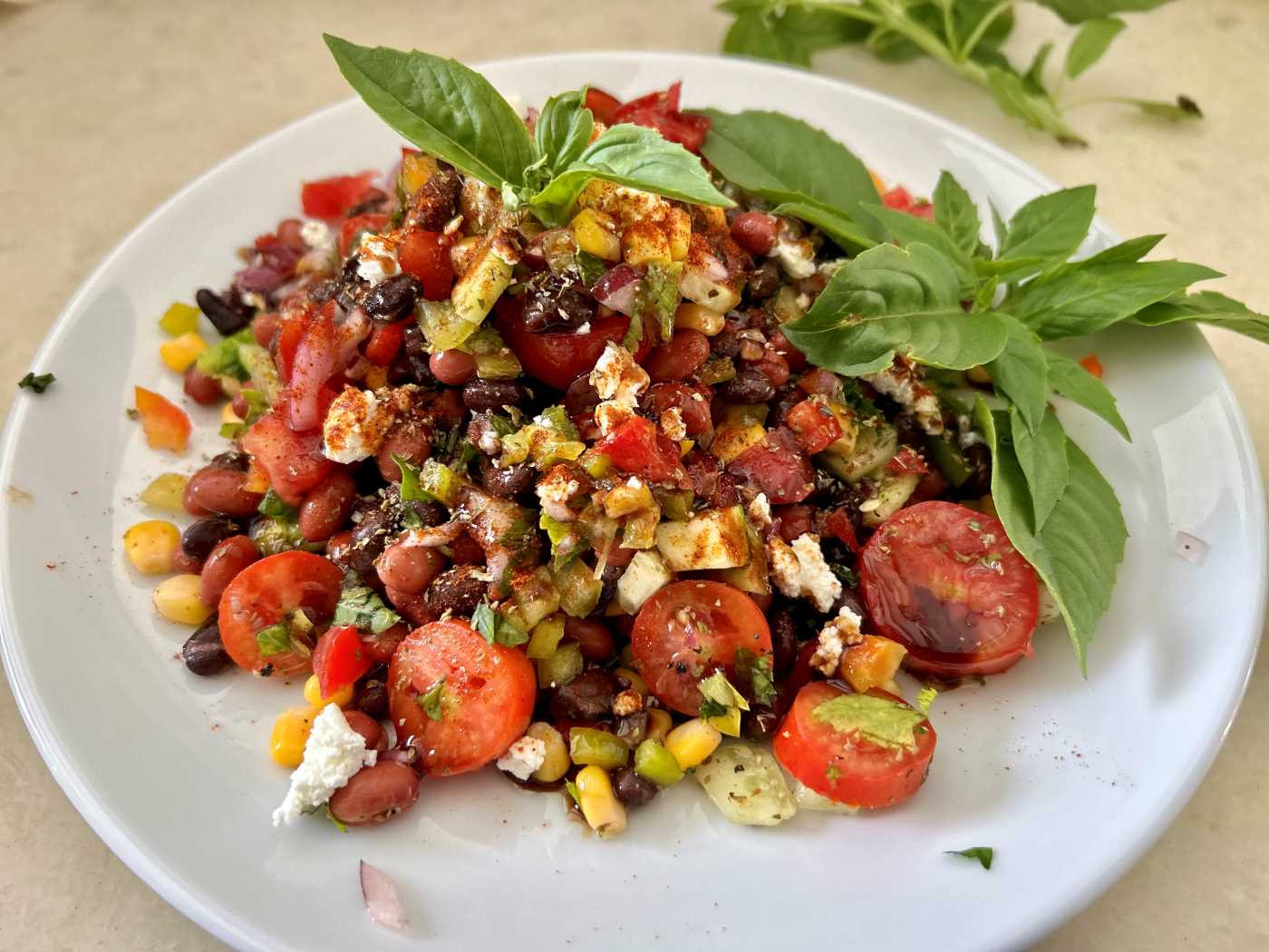 ELaiolithos' Vegetarian Salad